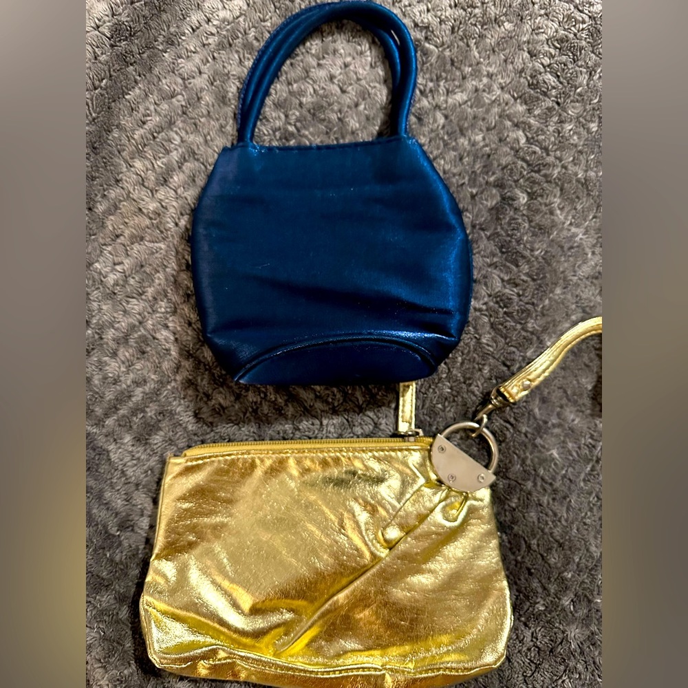 Bundle of two fashion handbags. Like new!